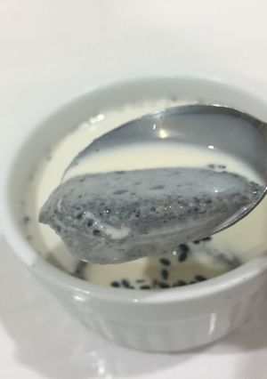 A picture of Black Sesame Pudding.