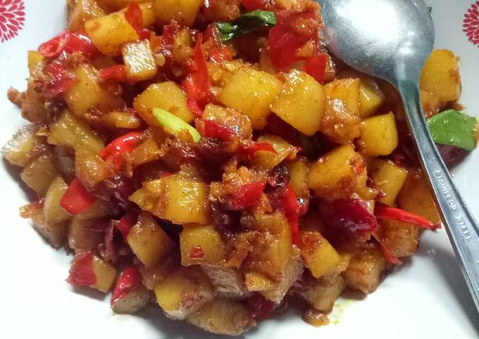 Resep Sambal goreng kentang pedas Anti Gagal