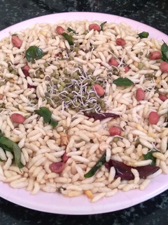 காரப்பொரி சுண்டல் (Kaarapori sundal recipe in tamil) செய்முறை முக்கிய புகைப்படம்