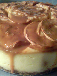 A picture of sunshines caramel apple cheesecake.