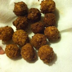 A picture of Saurkraut Balls.