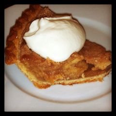 A picture of Annie's Amazing Apple Pie.