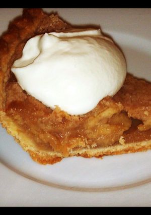 A picture of Annie's Amazing Apple Pie.