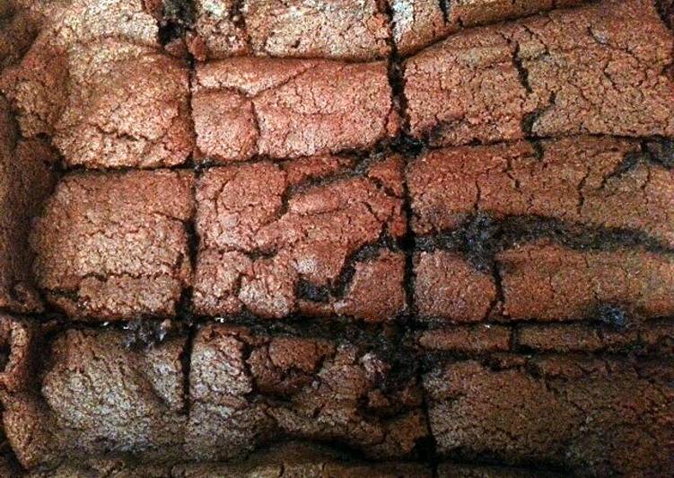 Steps to Make Tasty Cheat day Fudge Brownies