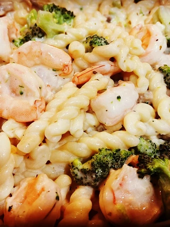 Recipe Broccoli Shrimp Alfredo Pasta the Awesome  Appealing