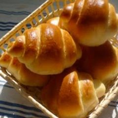 A picture of Chewy Yudane Butter Rolls.