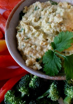 A picture of Lemon Garlic Hummus.