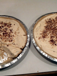 A picture of No Bake Peanut Butter Pie.