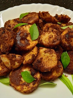 சேப்பங்கிழங்கு வறுவல் (Seppakilanku varuval recipe in tamil) செய்முறை முக்கிய புகைப்படம்