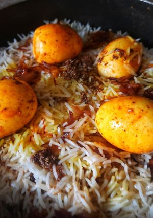 চিকেন বিরিয়ানি (chicken biryani recipe in Bengali) রেসিপির প্রধান ছবি