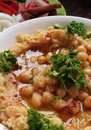 صورة لوصفة حمص متبل / مسبحة