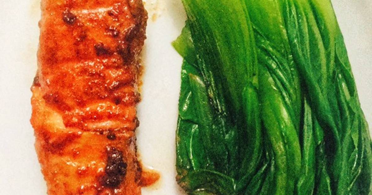 Resep Pan Grilled — Miso Glazed Salmon with Blanched Bak Coi/Salmon