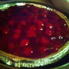 A picture of Lilhpster's VEGAN Cherry Cheesecake.