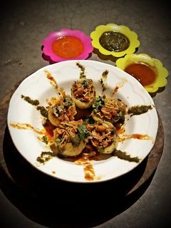 আলু বোম(Aloo Bomb recipe in Bengali) রেসিপির প্রধান ছবি
