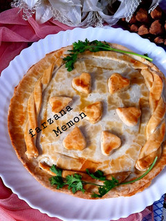 A picture of Chicken pot pie.