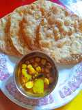 Healthy Atta Puri and chole (without onion & garlic)