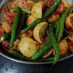 A picture of Lemon Chilli Pickle.