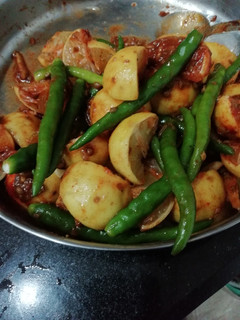 A picture of Lemon Chilli Pickle.