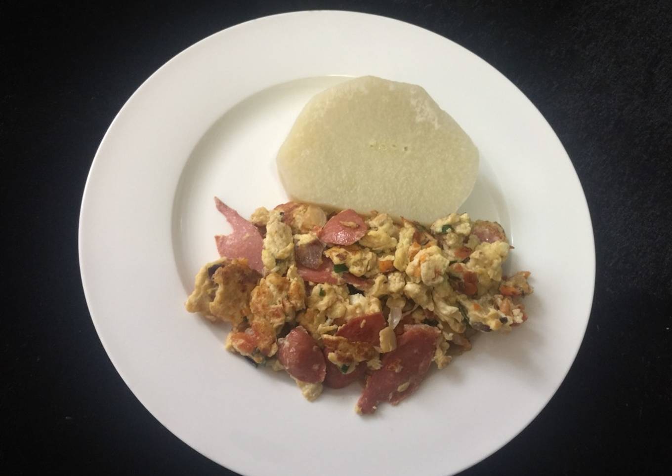 Sausage Scrambled Eggs