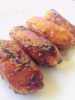 A picture of Coco Sugar Fried Saba : Banana Caramel : Banana Cue (dessert / snack).