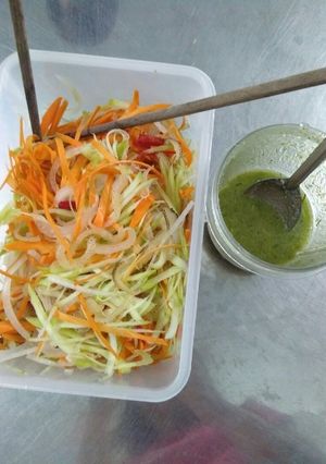 Hình của món Gỏi sứa xoài xanh.