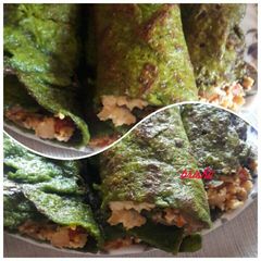 A picture of Palak Paneer Roll.