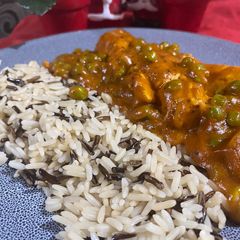 A picture of Leftover christmas turkey curry.