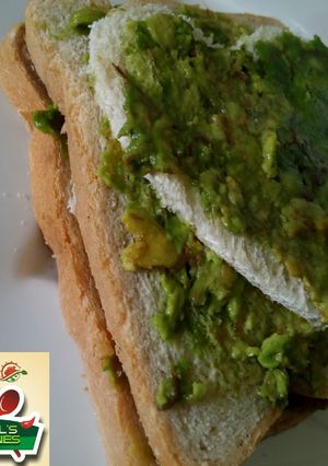 A picture of Avocado bread.
