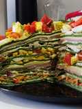 Tarta de panqueques rellena de verduras