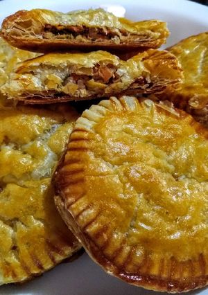 Una foto de PASTELITOS 🥟de Hojaldre Rellenos...!😋