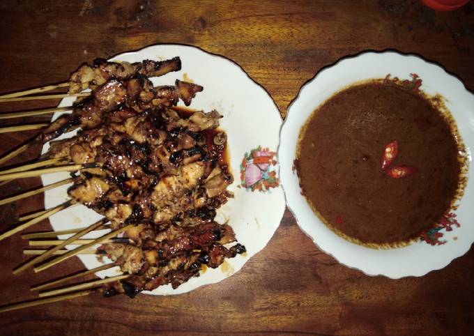 Resep Sate Ayam Dan Bumbu Kacang Sederhana Homemade Oleh Gita - Cookpad