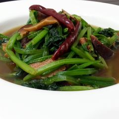 A picture of LG SPINACH AND MUSHROOM( IN SHAO XING WINE MUSHROOM SAUCE).