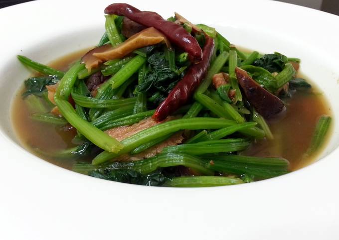 LG SPINACH AND MUSHROOM
( IN SHAO XING WINE MUSHROOM SAUCE)