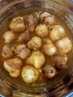 रस्सम वडा (Rasam Vada Recipe In Marathi) रेसिपी चे मुख्य फोटो 