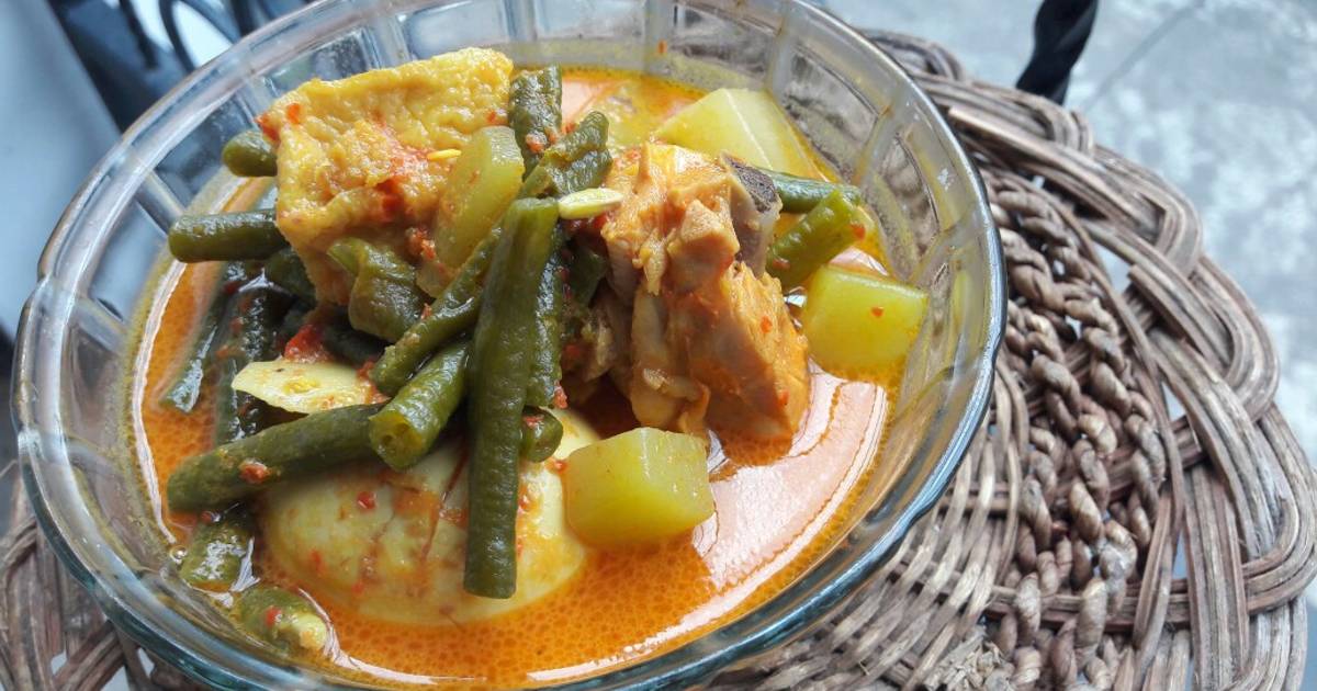 Resep Lodeh Labu Siam Kacang Panjang Ayam Telur Dan Tahu Oleh Umi Azzalia Cookpad