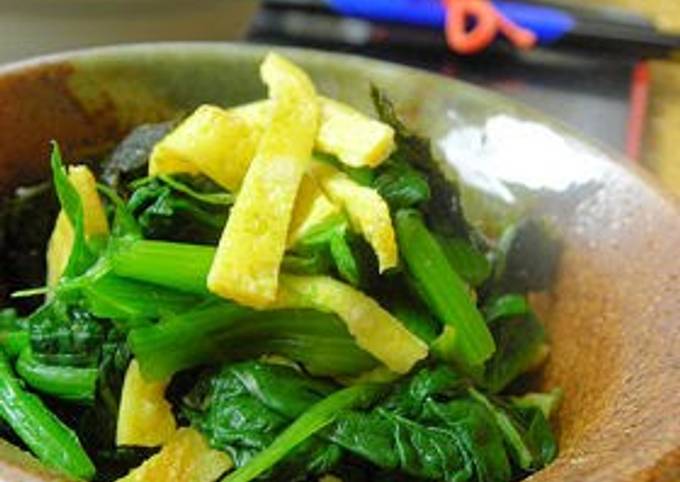 Spinach Tossed with Nori and Egg Crepe