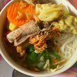 Hủ tiếu hoành thánh