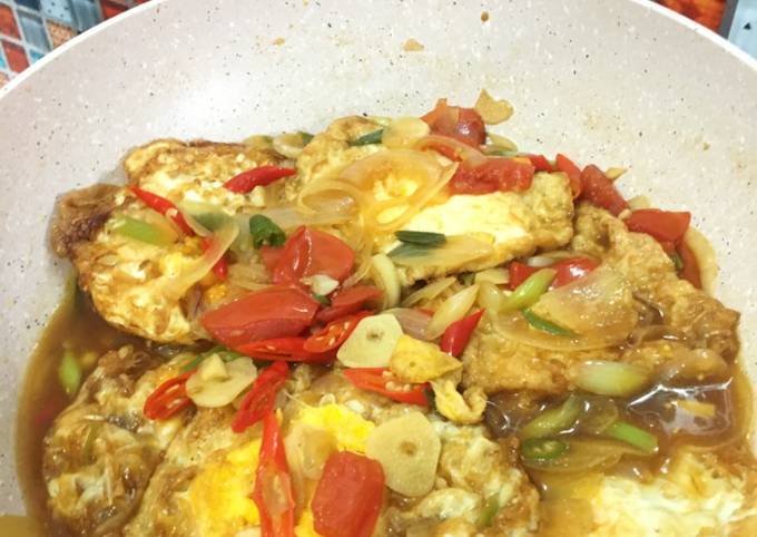 Telur ceplok saus tiram