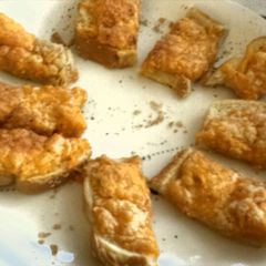 A picture of Hot Cheese Puffs.