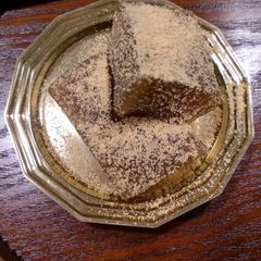 A picture of Chewy-Thick and Genuine Warabi Mochi.
