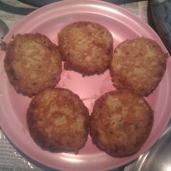 A picture of Hubby's Spinach Potato Chicken Kababs.
