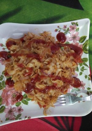 A picture of Red sause pasta.