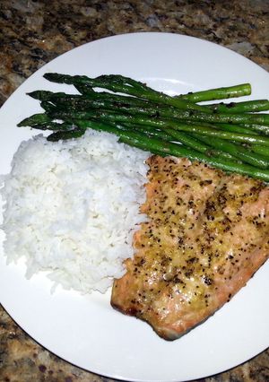 A picture of Allen's cedar plank salmon.