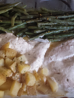 A picture of One pan dinner.