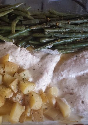 A picture of One pan dinner.