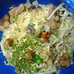 A picture of Korean flat noodles.