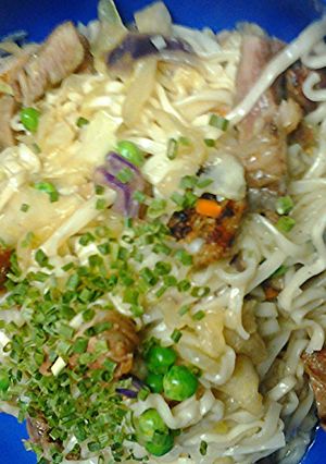 A picture of Korean flat noodles.