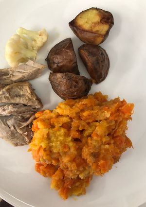 A picture of Mashed swede and carrots.