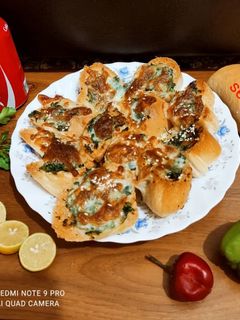 عکسی از دستور نان سیر تنوری 🧄🥖