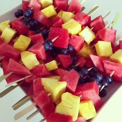 A picture of Fruit Skewers.